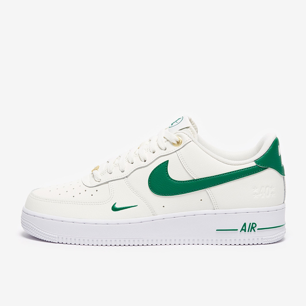 img_5414 NIKE SPORTSWEAR AIR FORCE 1 07 LV8 - Figura 1