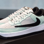 NIKE AIRFORCE TRAVIS 07