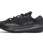 ACG Mountain Fly 2 Low in "Triple Black"