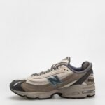 New Balance
1000 suede cordura sneakers