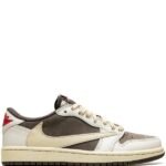 Jordan
x Travis Scott Air Jordan 1 Low OG "Reverse Mocha" sneakers