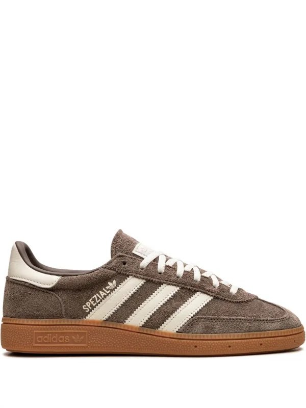 img_3172-2 adidas
Handball Spezial earth - Figura 1